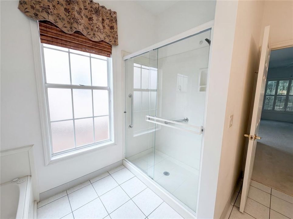 En Venta: $313,000 (3 camas, 2 baños, 1957 Pies cuadrados)