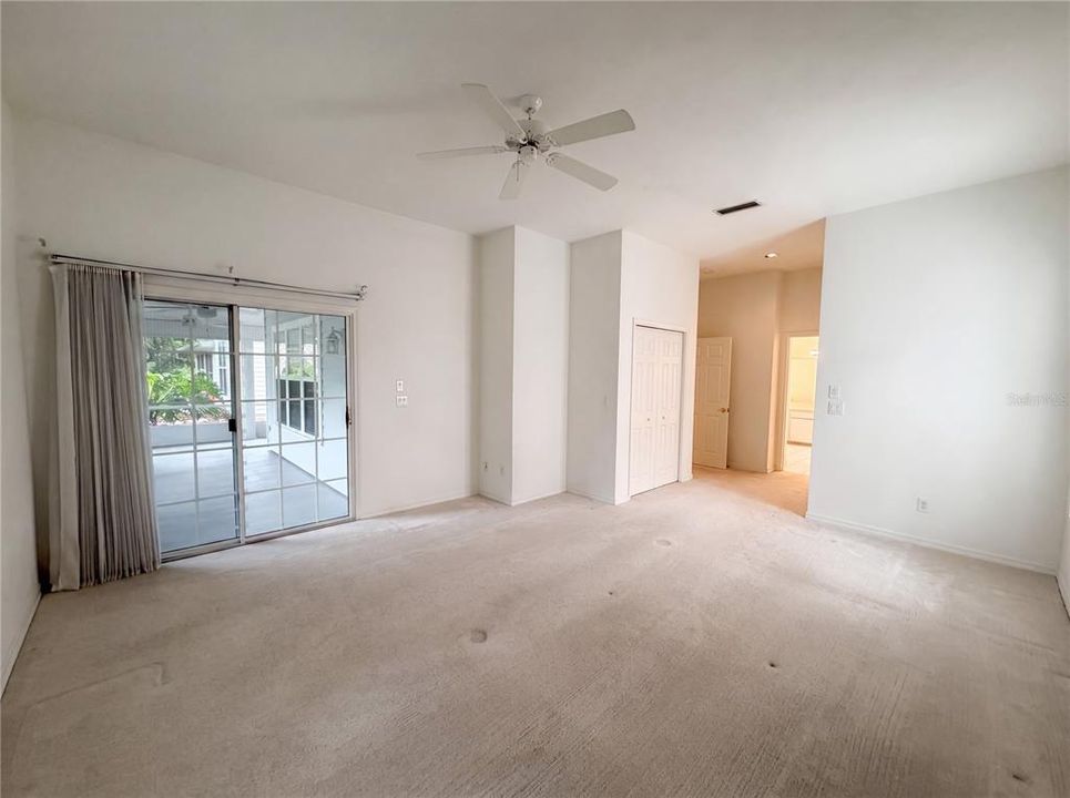 En Venta: $313,000 (3 camas, 2 baños, 1957 Pies cuadrados)