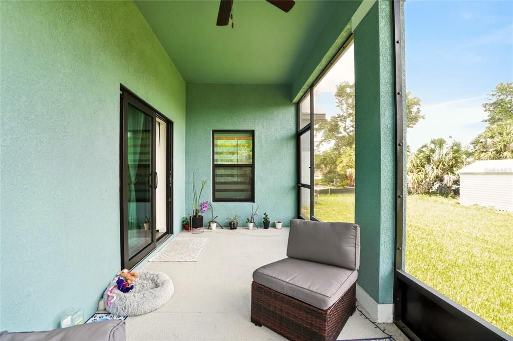 For Sale: $374,900 (4 beds, 2 baths, 1727 Square Feet)