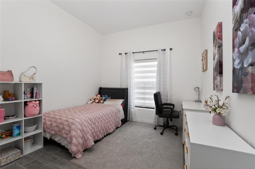 For Sale: $374,900 (4 beds, 2 baths, 1727 Square Feet)