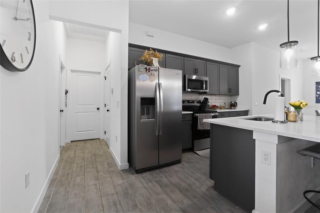 For Sale: $374,900 (4 beds, 2 baths, 1727 Square Feet)