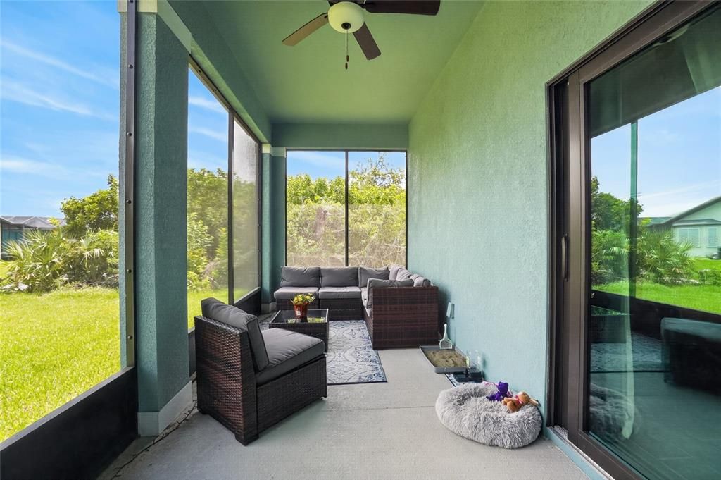 For Sale: $374,900 (4 beds, 2 baths, 1727 Square Feet)