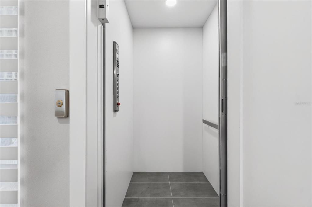 En Renta: $4,850 (2 camas, 2 baños, 1830 Pies cuadrados)