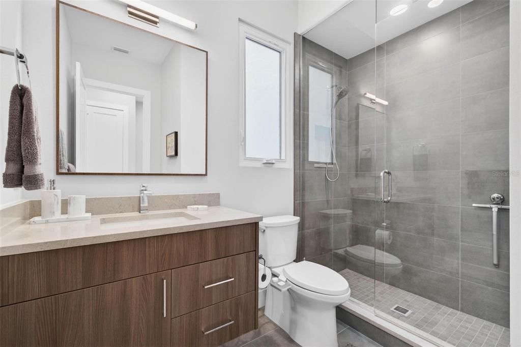 En Renta: $4,850 (2 camas, 2 baños, 1830 Pies cuadrados)