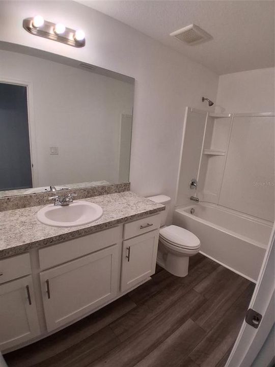 For Rent: $2,395 (4 beds, 3 baths, 2260 Square Feet)