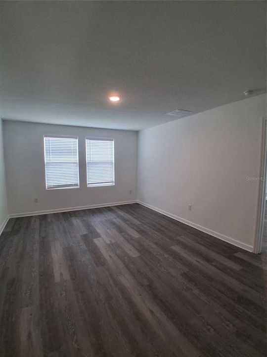 For Rent: $2,395 (4 beds, 3 baths, 2260 Square Feet)