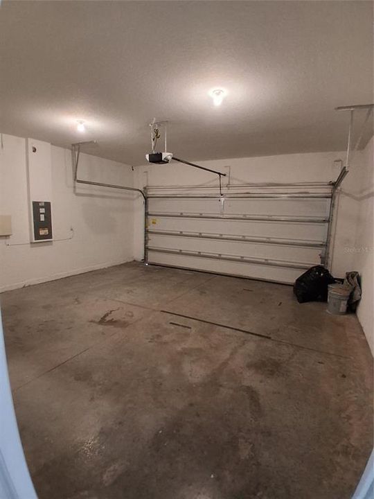 For Rent: $2,395 (4 beds, 3 baths, 2260 Square Feet)