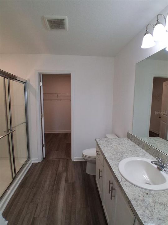 For Rent: $2,395 (4 beds, 3 baths, 2260 Square Feet)