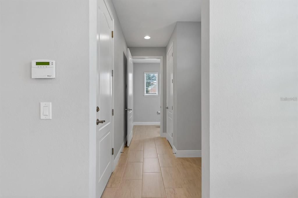 For Rent: $2,900 (3 beds, 2 baths, 2083 Square Feet)