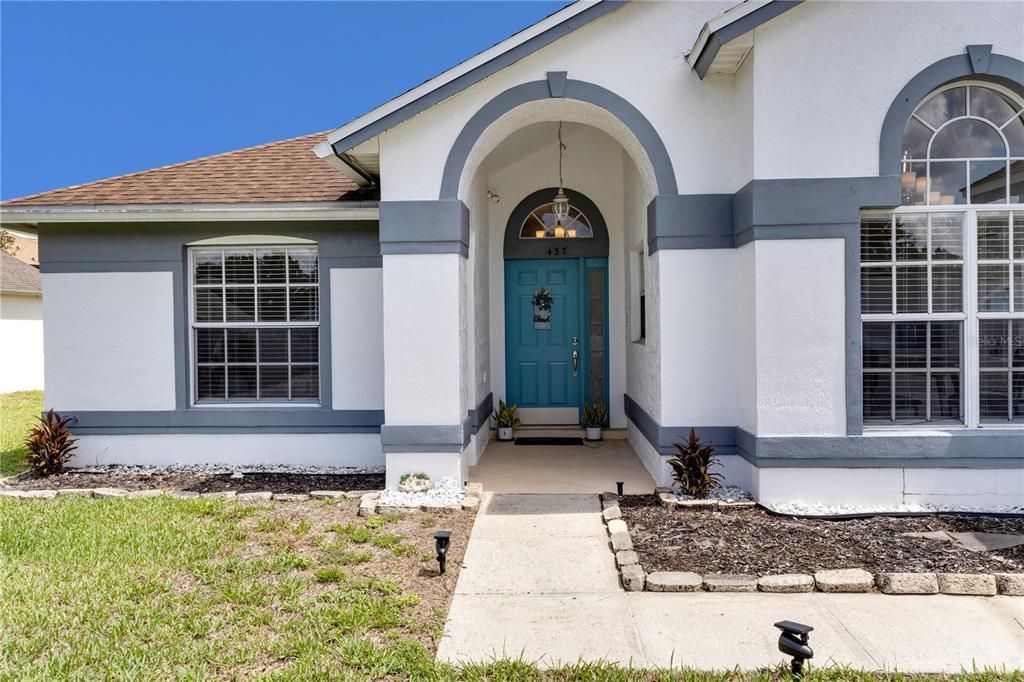 For Sale: $349,000 (3 beds, 2 baths, 1462 Square Feet)