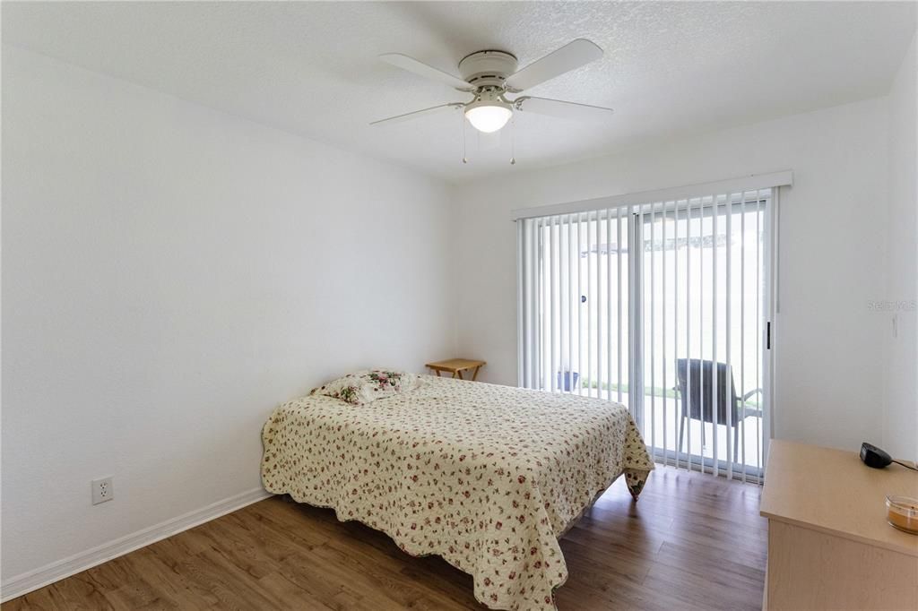 For Sale: $349,000 (3 beds, 2 baths, 1462 Square Feet)
