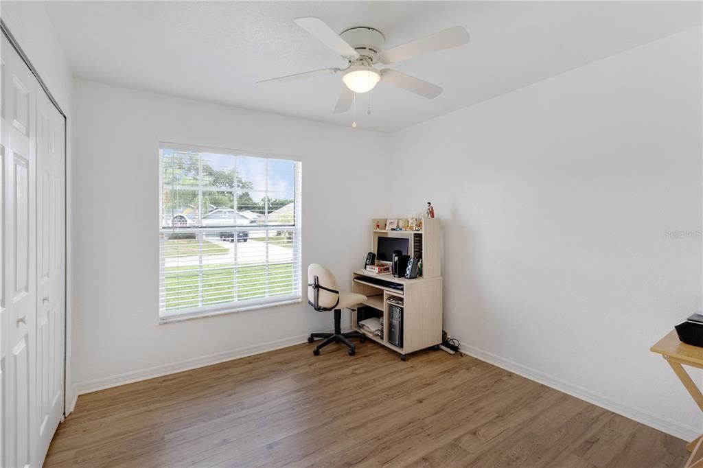 For Sale: $349,000 (3 beds, 2 baths, 1462 Square Feet)