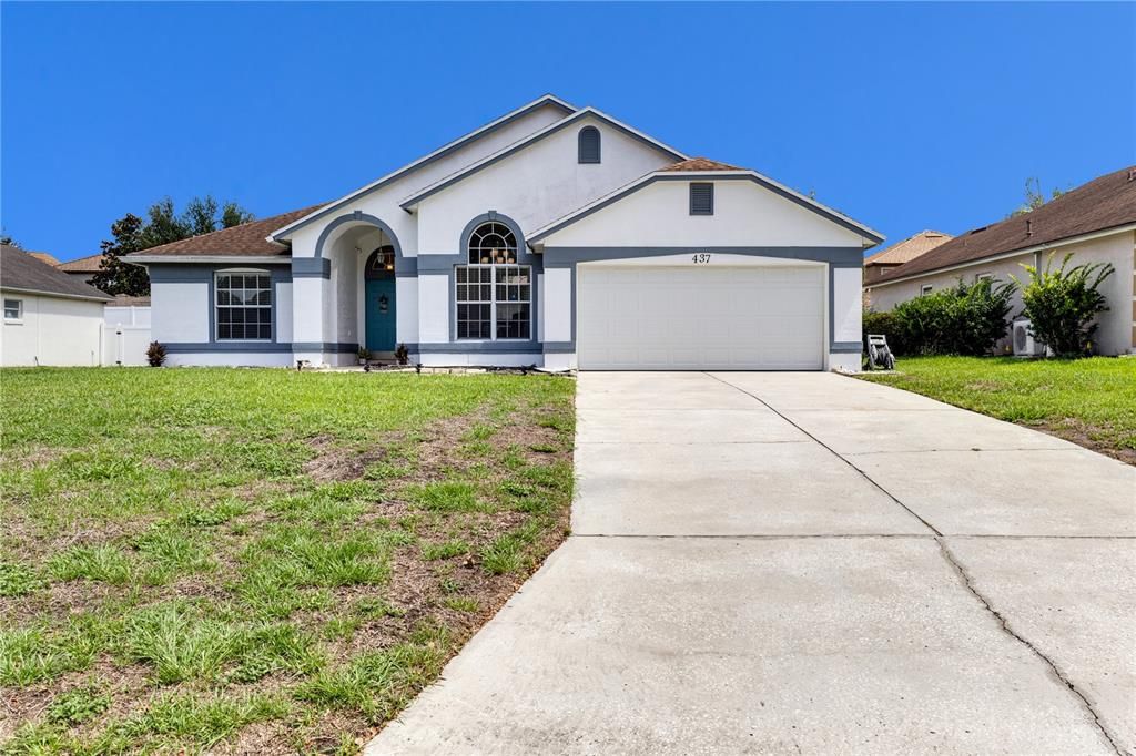 For Sale: $349,000 (3 beds, 2 baths, 1462 Square Feet)