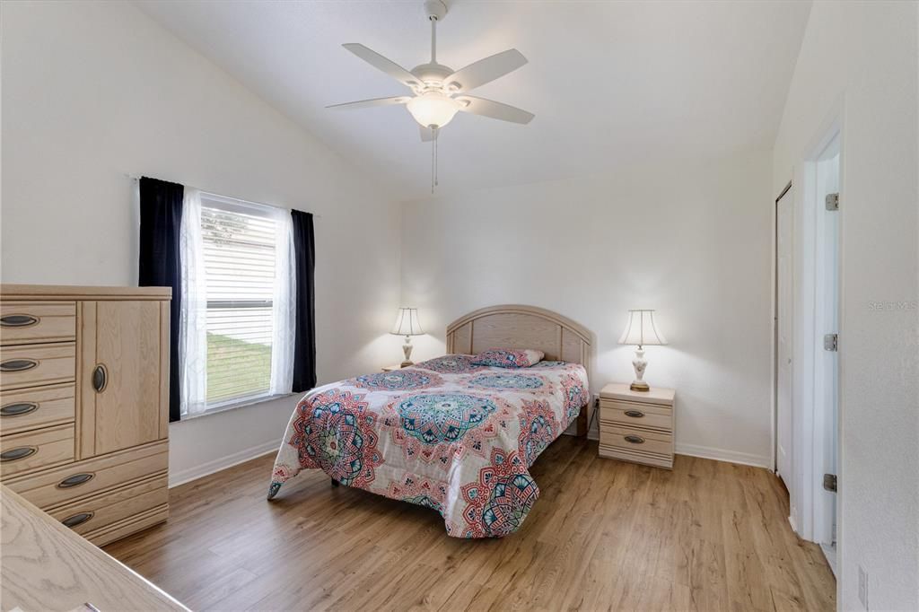 For Sale: $349,000 (3 beds, 2 baths, 1462 Square Feet)