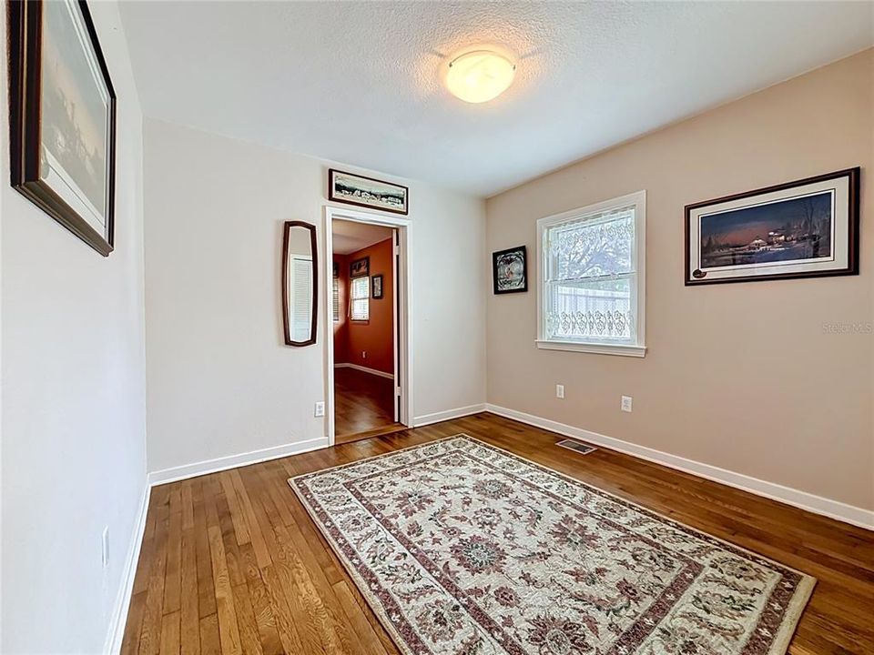 For Sale: $499,900 (2 beds, 2 baths, 1171 Square Feet)