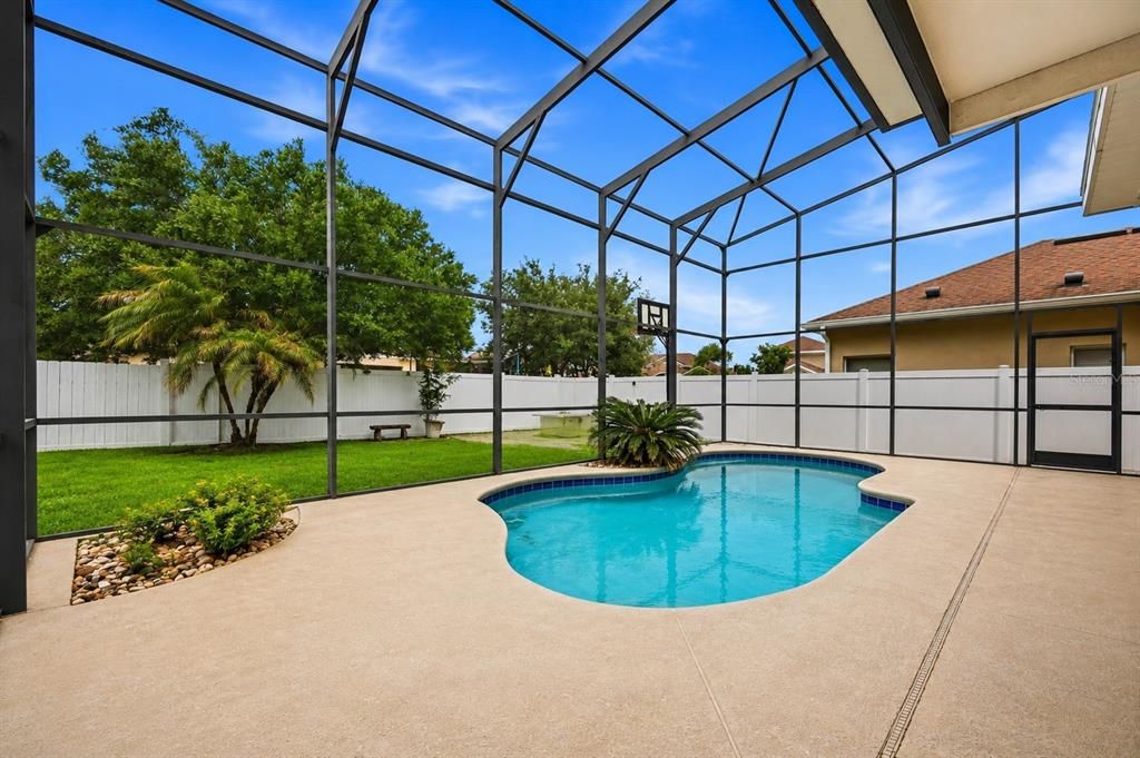For Sale: $480,000 (5 beds, 3 baths, 2782 Square Feet)