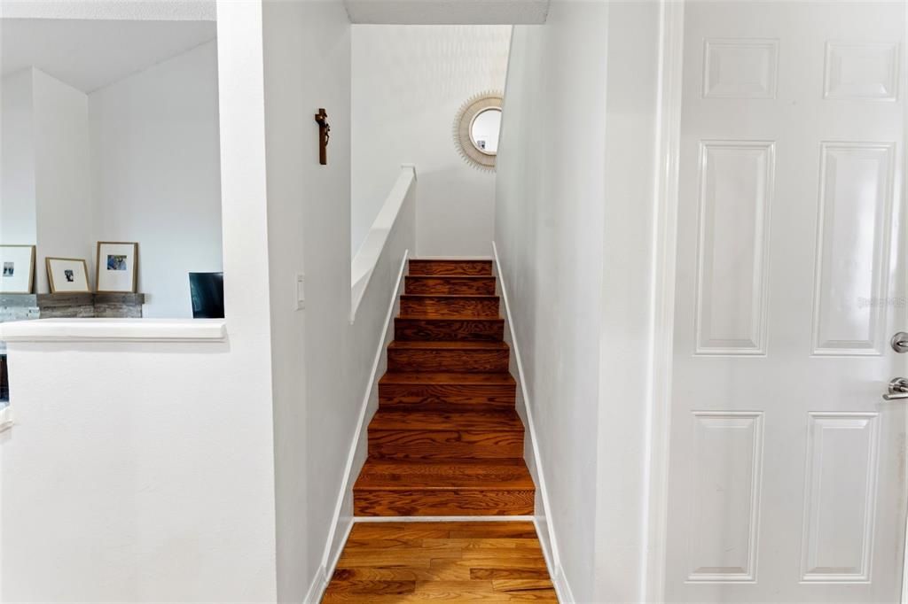 For Sale: $575,000 (3 beds, 2 baths, 1564 Square Feet)