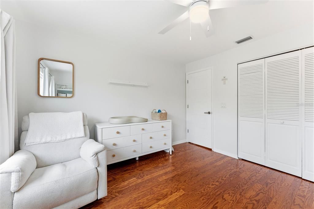 For Sale: $575,000 (3 beds, 2 baths, 1564 Square Feet)