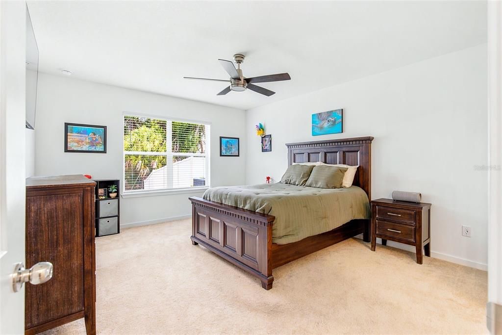 For Sale: $425,000 (4 beds, 2 baths, 2894 Square Feet)