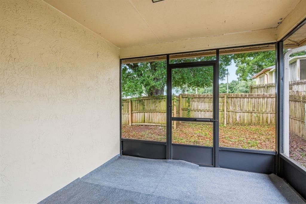 For Rent: $2,350 (3 beds, 2 baths, 1060 Square Feet)