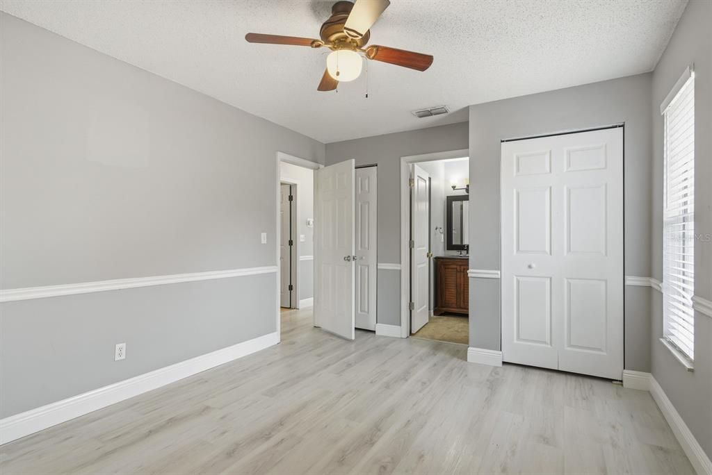 For Rent: $2,350 (3 beds, 2 baths, 1060 Square Feet)