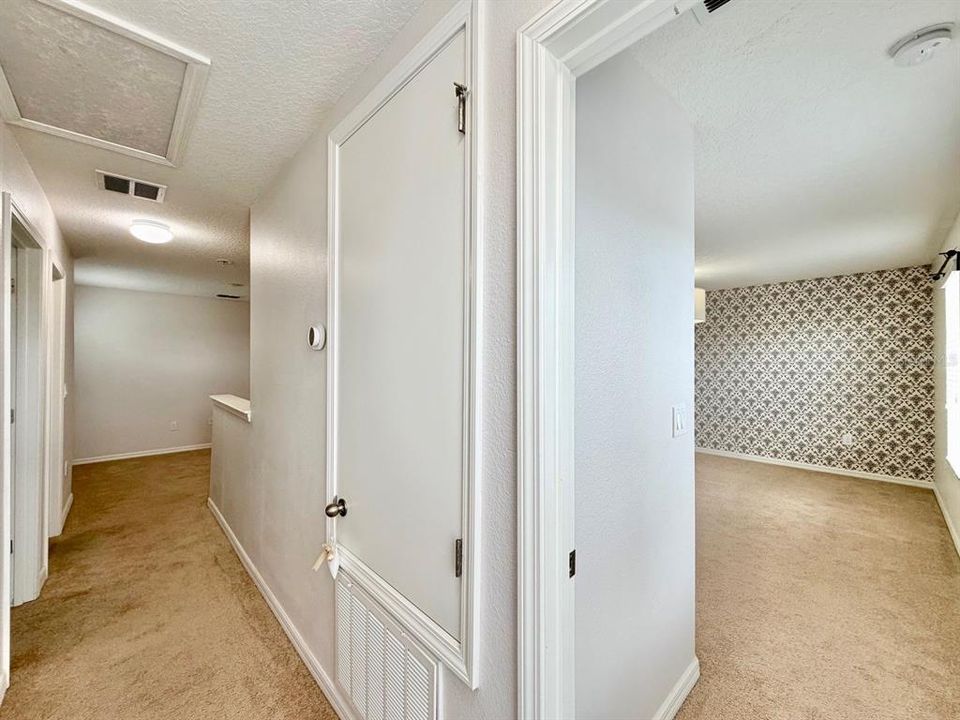 En Venta: $579,900 (4 camas, 3 baños, 2680 Pies cuadrados)