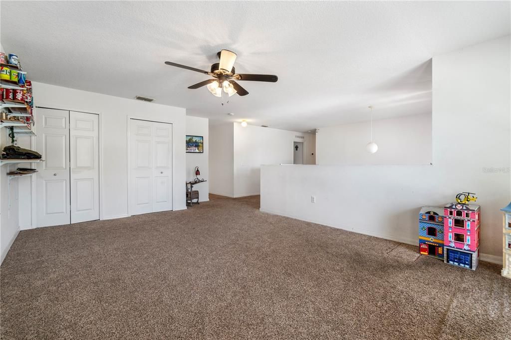 For Sale: $515,000 (6 beds, 4 baths, 3911 Square Feet)