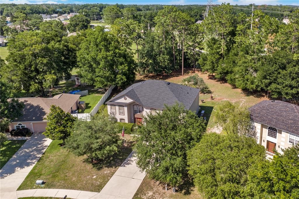 For Sale: $515,000 (6 beds, 4 baths, 3911 Square Feet)
