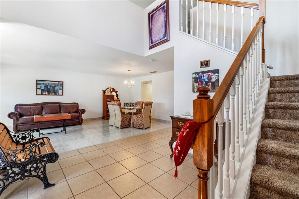 For Sale: $515,000 (6 beds, 4 baths, 3911 Square Feet)