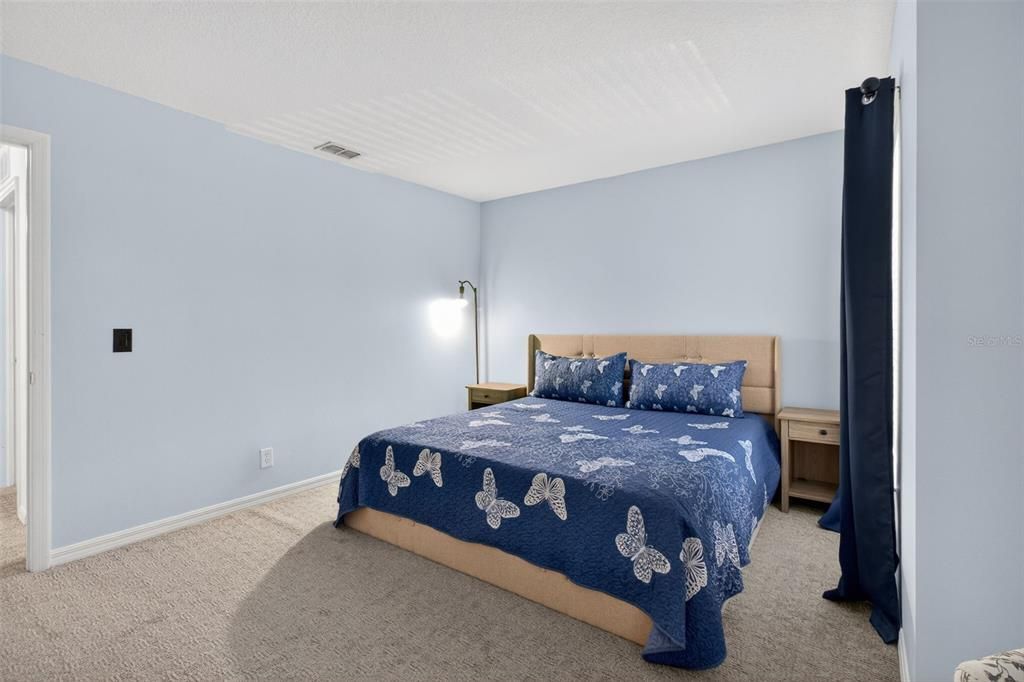For Sale: $300,000 (3 beds, 2 baths, 1544 Square Feet)