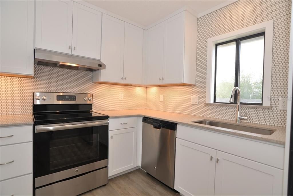 En Renta: $2,400 (3 camas, 2 baños, 1739 Pies cuadrados)