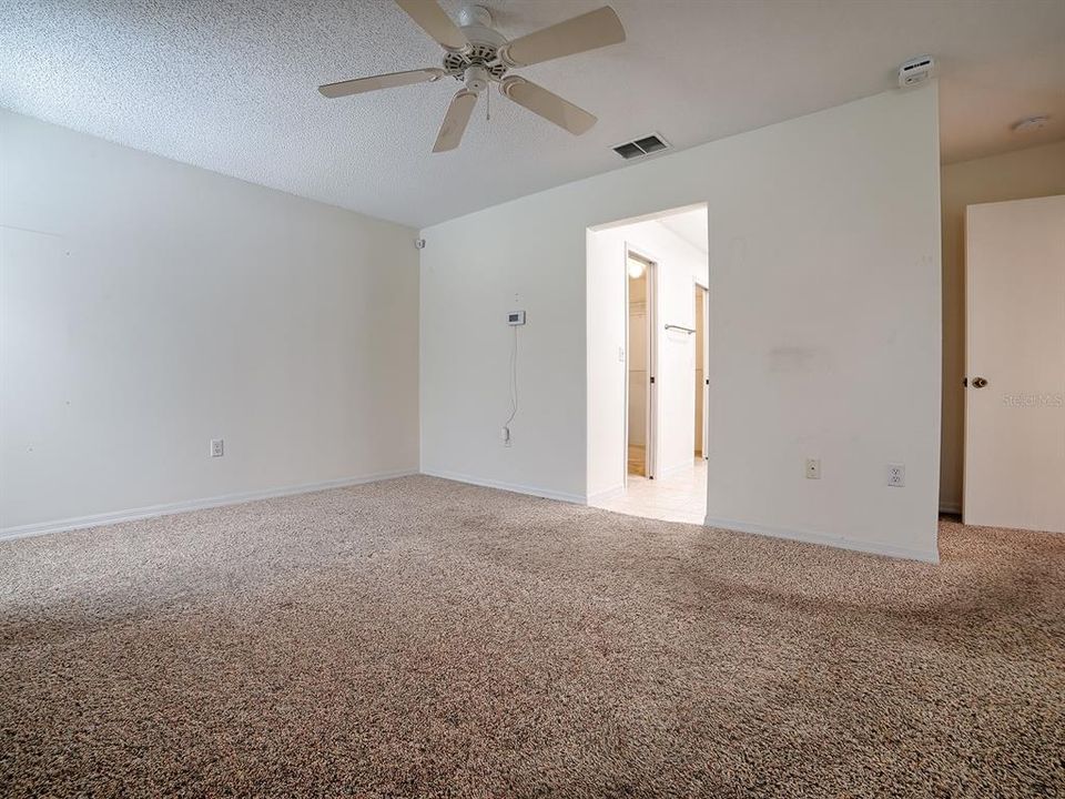For Sale: $229,247 (3 beds, 2 baths, 1659 Square Feet)