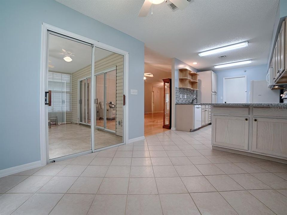 For Sale: $229,247 (3 beds, 2 baths, 1659 Square Feet)