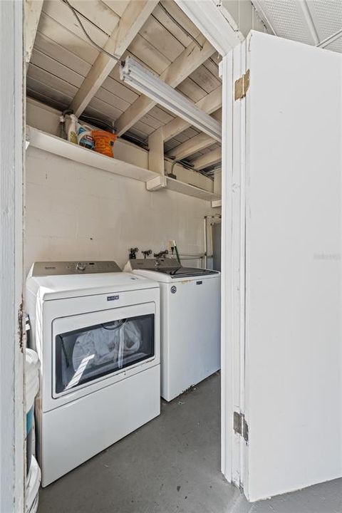 For Sale: $350,000 (3 beds, 1 baths, 1468 Square Feet)