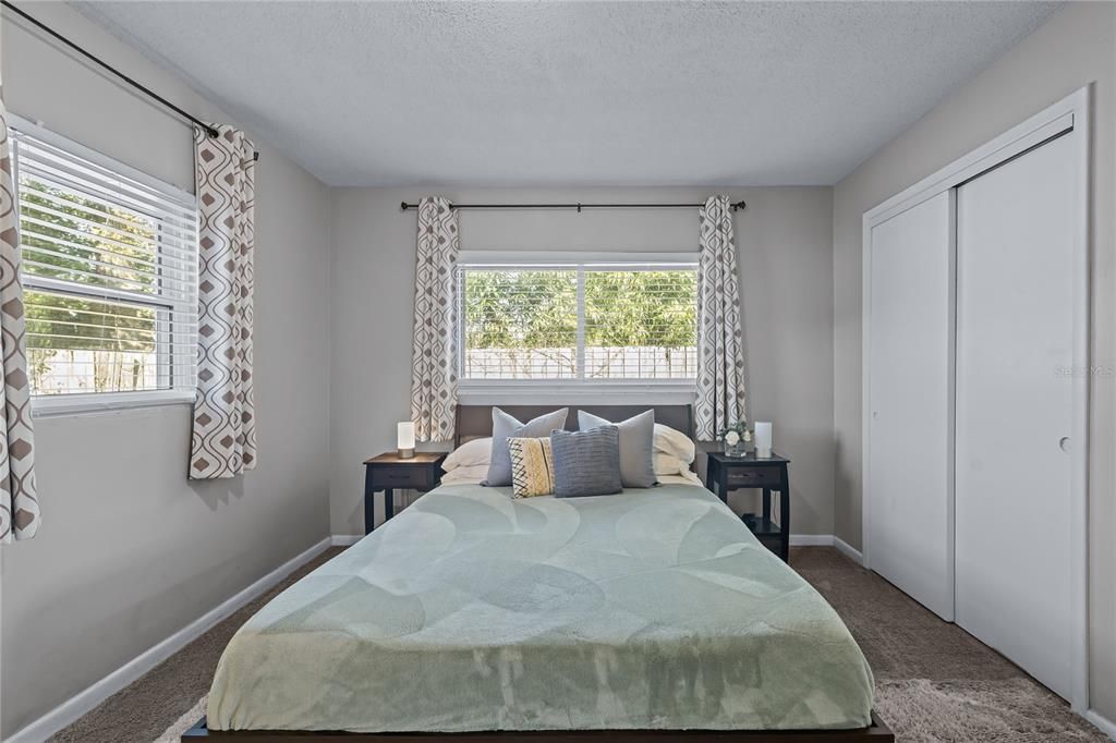 For Sale: $350,000 (3 beds, 1 baths, 1468 Square Feet)