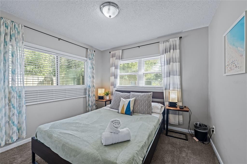 For Sale: $350,000 (3 beds, 1 baths, 1468 Square Feet)