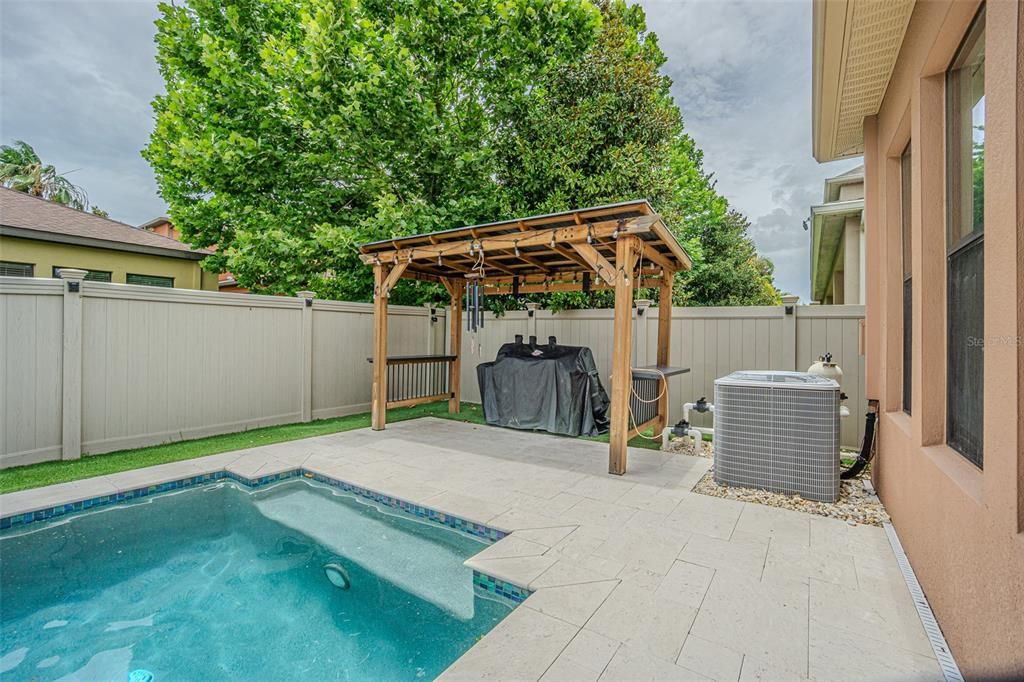 For Sale: $825,000 (4 beds, 3 baths, 2562 Square Feet)