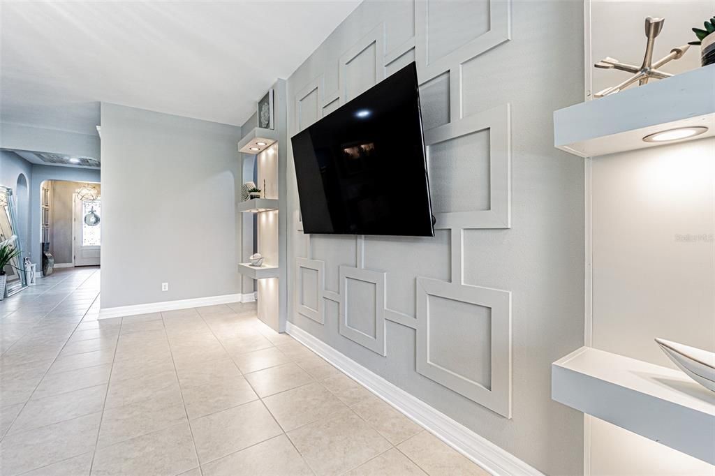 For Sale: $825,000 (4 beds, 3 baths, 2562 Square Feet)