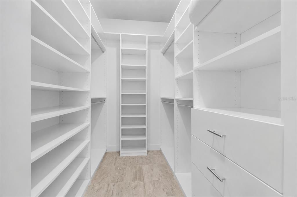 В аренду: $3,200 (3 спален, 3 ванн, 2800 Квадратных фут)