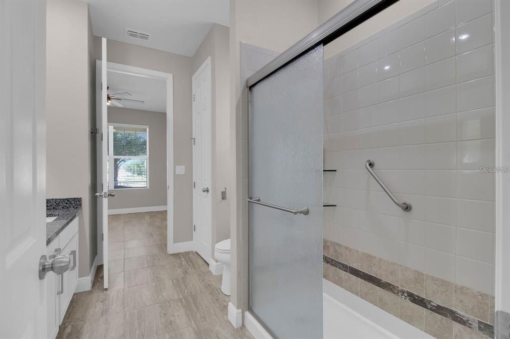 В аренду: $3,200 (3 спален, 3 ванн, 2800 Квадратных фут)