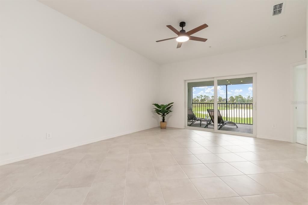 For Sale: $399,000 (2 beds, 2 baths, 1568 Square Feet)