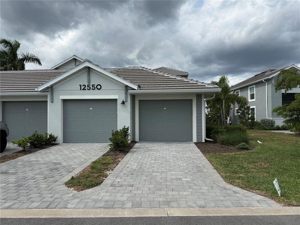 For Sale: $399,000 (2 beds, 2 baths, 1568 Square Feet)