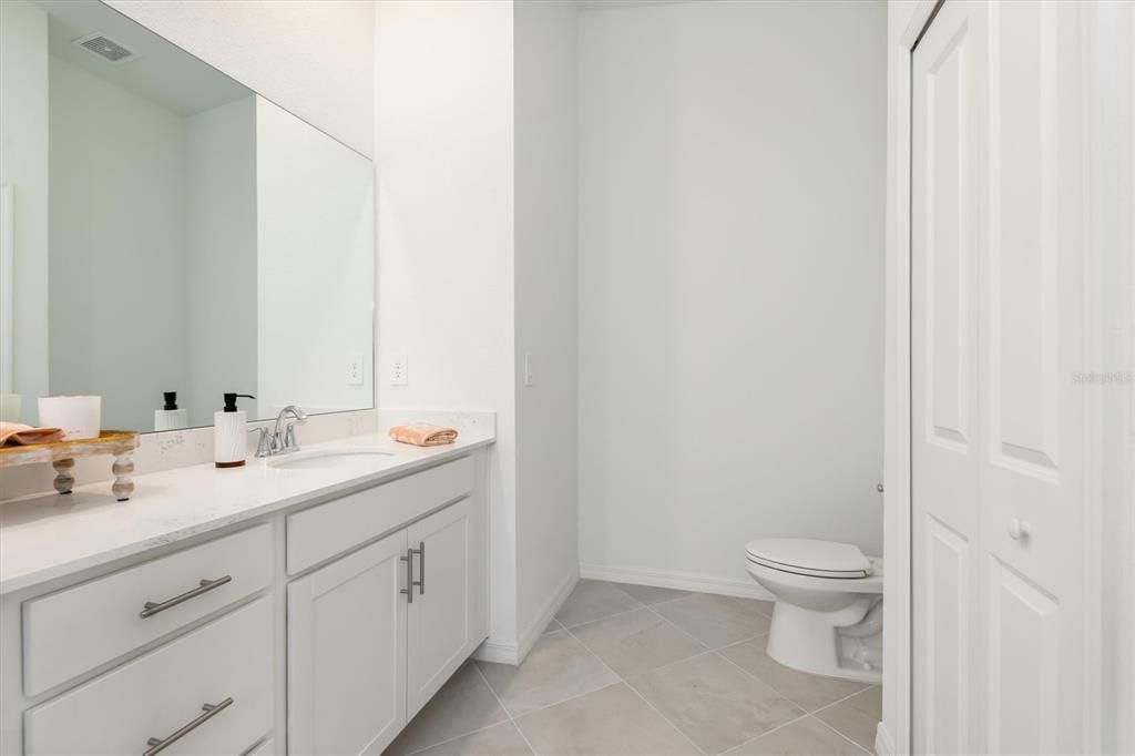For Sale: $399,000 (2 beds, 2 baths, 1568 Square Feet)