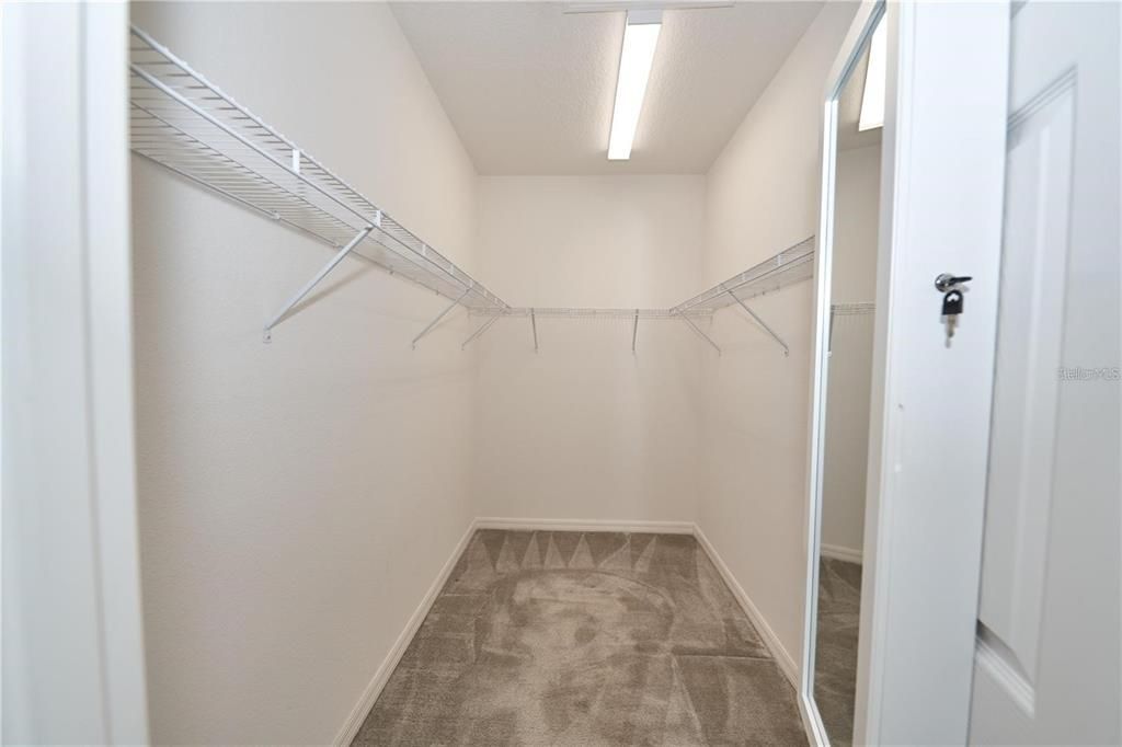 For Rent: $2,150 (3 beds, 2 baths, 1484 Square Feet)