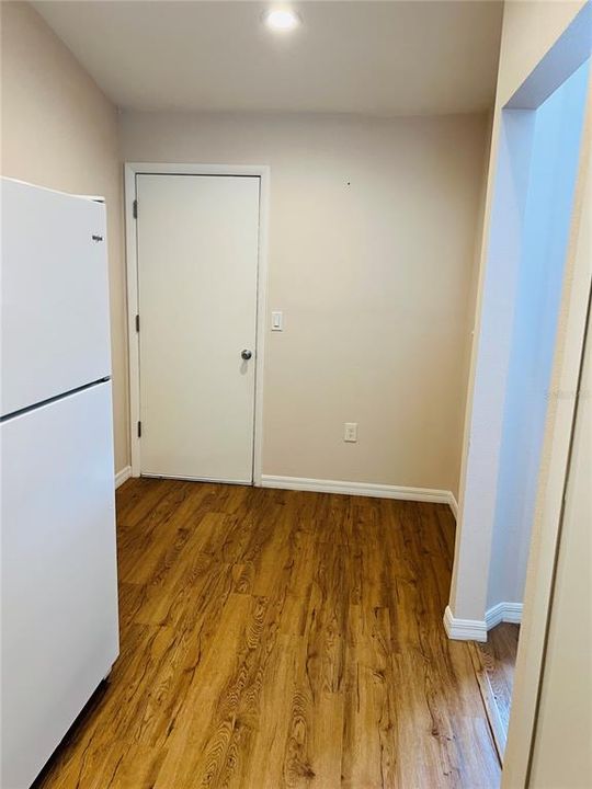 En Renta: $1,950 (2 camas, 2 baños, 1200 Pies cuadrados)