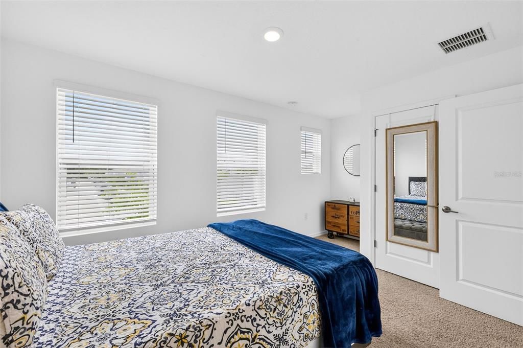 For Sale: $246,000 (2 beds, 2 baths, 1222 Square Feet)