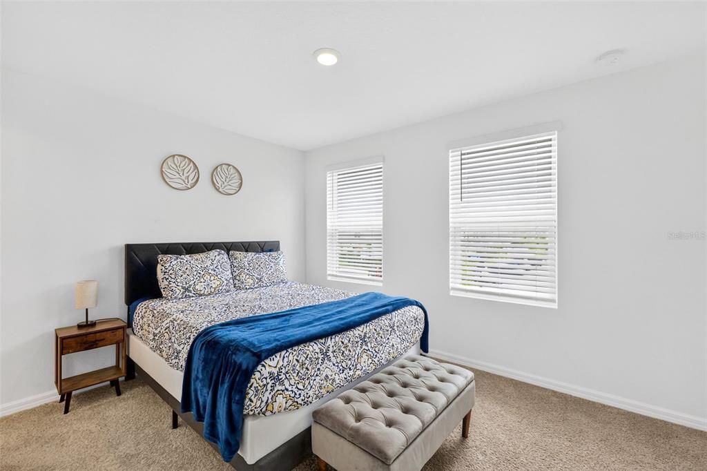 For Sale: $246,000 (2 beds, 2 baths, 1222 Square Feet)