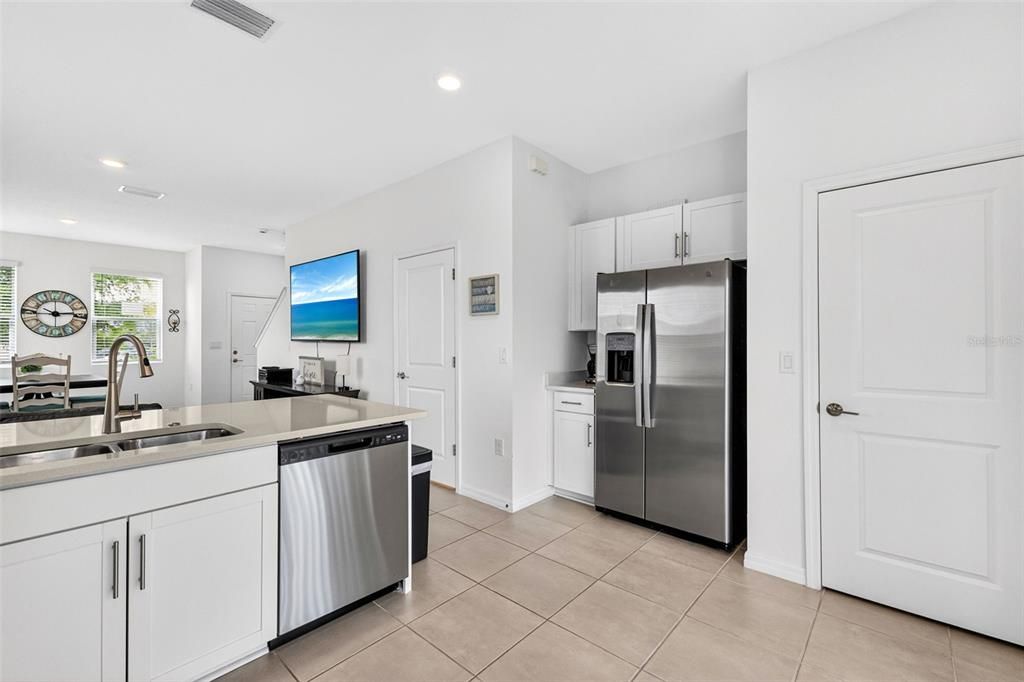 For Sale: $246,000 (2 beds, 2 baths, 1222 Square Feet)