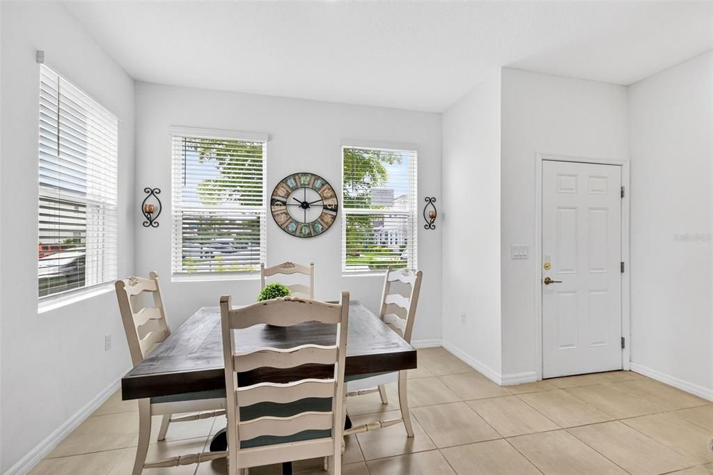 For Sale: $246,000 (2 beds, 2 baths, 1222 Square Feet)