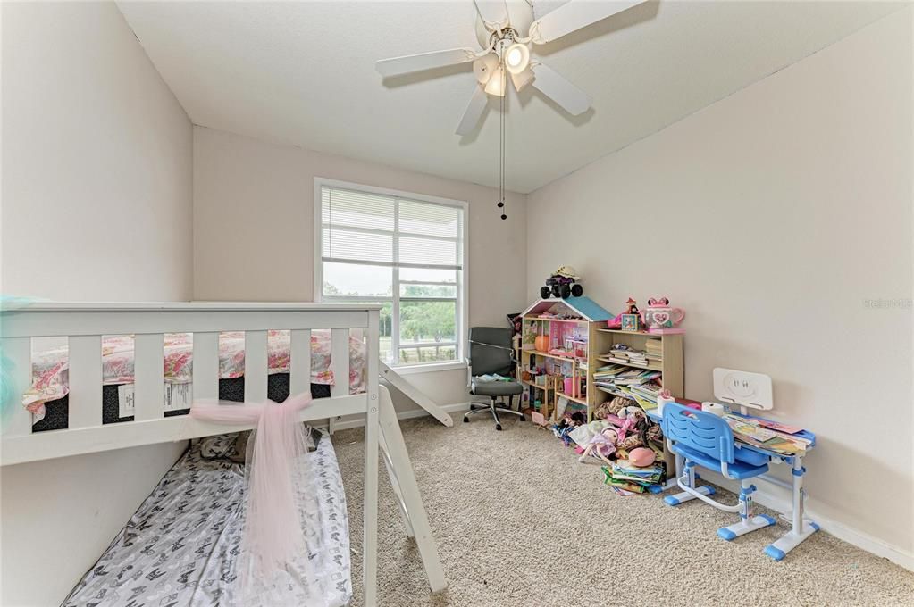 For Sale: $179,000 (2 beds, 1 baths, 1008 Square Feet)